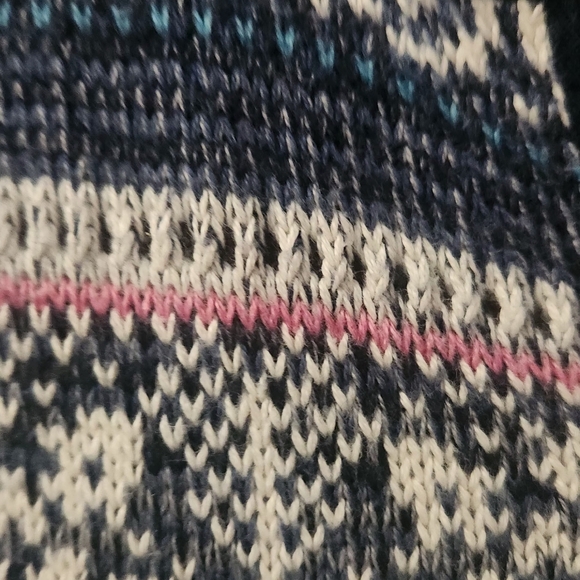Chaps Blue, Gray, and Pink Waffle Knit Sweater Size M - Picture 4 of 6